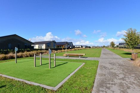 Photo of property in 7 Lavinias Way, Chartwell, Hamilton, 3210