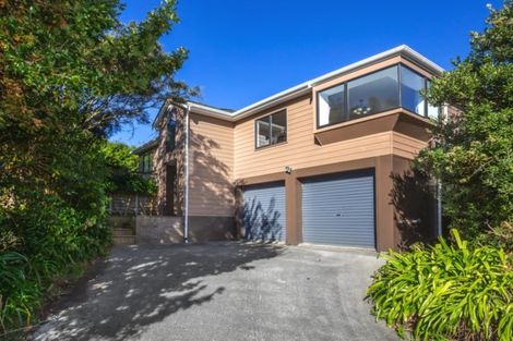 Photo of property in 60 Sailmaker Close, Whitby, Porirua, 5024
