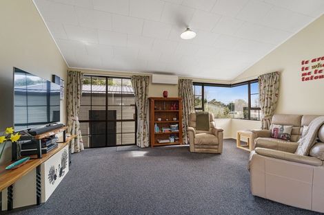 Photo of property in 62 Campbell Avenue, Paraparaumu, 5032