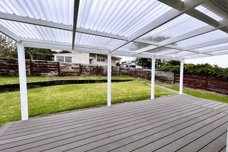 Photo of property in 27 Linwood Avenue, Forrest Hill, Auckland, 0620