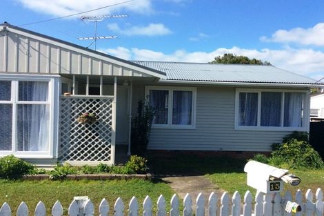 Photo of property in 15 Becroft Drive, Forrest Hill, Auckland, 0620