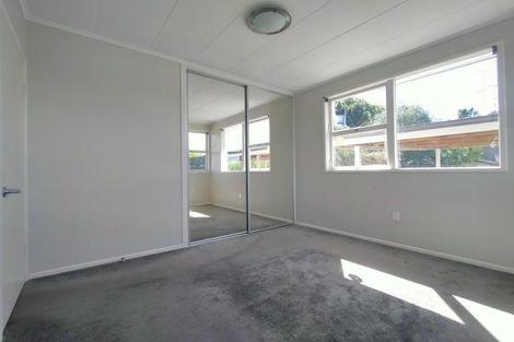 Photo of property in 1/39 St Peters Street, Northcote, Auckland, 0627