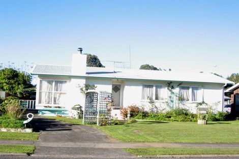 Photo of property in 9 Addington Avenue, Manurewa, Auckland, 2102