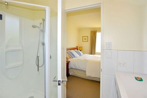 Photo of property in 96 Elizabeth Street, Riccarton, Christchurch, 8041