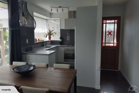 Photo of property in 2/141 Clarence Street, Riccarton, Christchurch, 8011