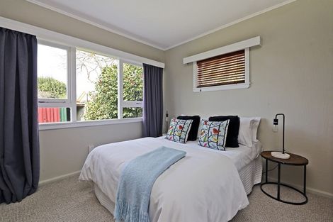 Photo of property in 27 Breadalbane Road, Havelock North, 4130