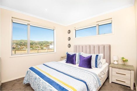 Photo of property in 127 John Burke Drive, Aotea, Porirua, 5024