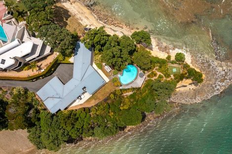 Photo of property in 62 Sharon Road, Waiake, Auckland, 0630