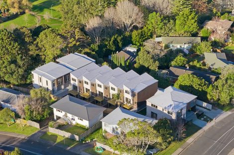 Photo of property in 72b Sycamore Drive, Sunnynook, Auckland, 0620