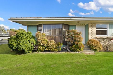 Photo of property in 10 Fiona Place, Dinsdale, Hamilton, 3204
