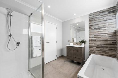 Photo of property in 1/25 Sidney Wallingford Way, Hobsonville, Auckland, 0616