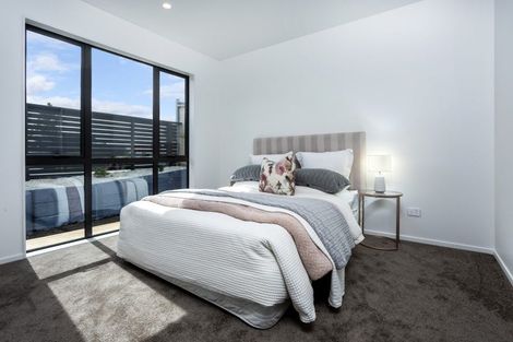 Photo of property in 25 Baumea Rise, Massey, Auckland, 0614