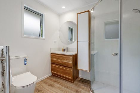 Photo of property in 10a Felicity Place, Unsworth Heights, Auckland, 0632