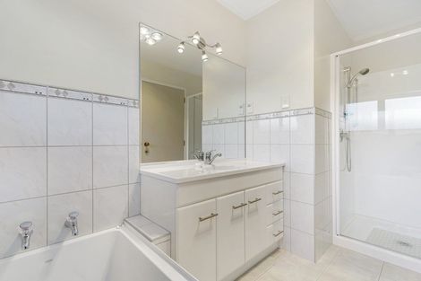 Photo of property in 2/61 Amaru Road, One Tree Hill, Auckland, 1061