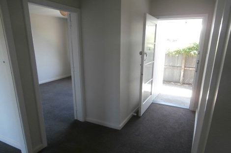 Photo of property in 2/12 Roslyn Avenue, Mairehau, Christchurch, 8052