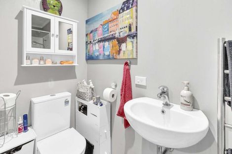 Photo of property in 9c Milne Street, Hunterville, 4730