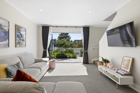 Photo of property in 7 Tahuhu Road, Mount Wellington, Auckland, 1062