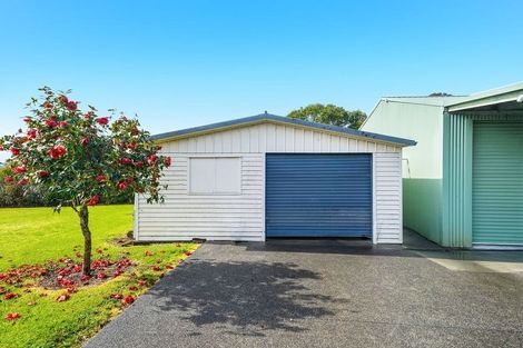 Photo of property in 6 Deacon Road, Riverhead, Kumeu, 0892