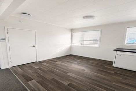 Photo of property in 1/21 Bonito Place, Bayview, Auckland, 0629