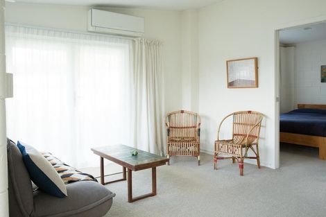 Photo of property in 14 Riverview Road, New Lynn, Auckland, 0600