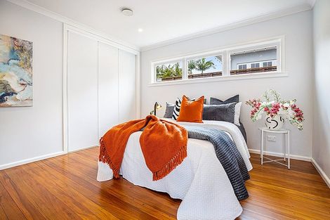 Photo of property in 10 West Lynn Road, Titirangi, Auckland, 0604