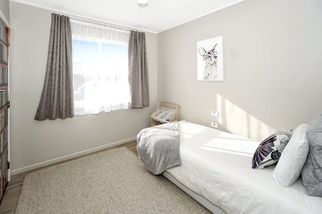 Photo of property in 37 Harris Street, Te Puke, 3119