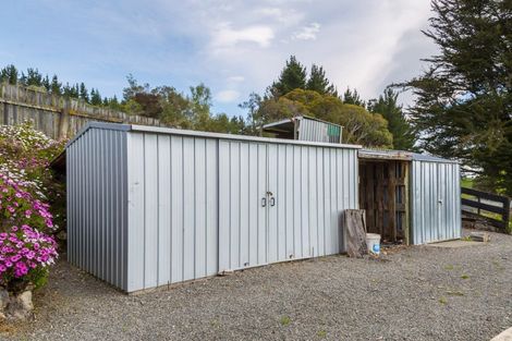 Photo of property in 252 Masterton Stronvar Road, Te Ore Ore, Masterton, 5890