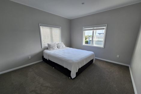 Photo of property in 1/20 Humphrey Kemp Avenue, Henderson, Auckland, 0612