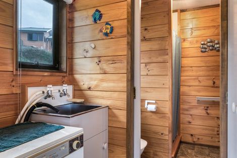 Photo of property in 19 Turangitukua Terrace, Kuratau, Turangi, 3381