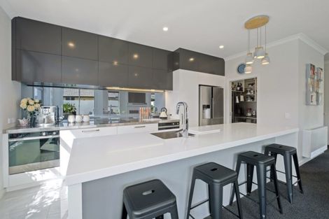 Photo of property in 15 De Bettencor Place, Mount Pisa, Cromwell, 9383