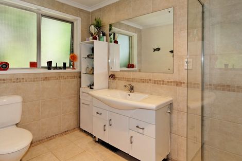 Photo of property in 191 Shaw Road, Oratia, Auckland, 0604