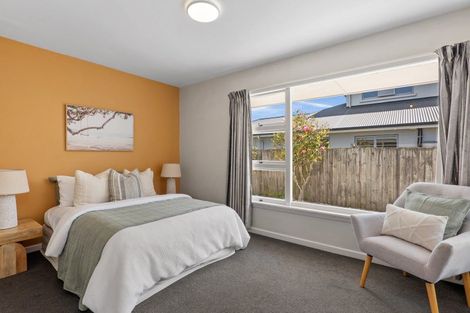 Photo of property in 223 Memorial Avenue, Burnside, Christchurch, 8053
