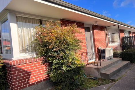 Photo of property in 2/16a Maidstone Road, Ilam, Christchurch, 8041