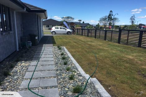 Photo of property in 16 Stace Hopper Drive, One Tree Point, 0118