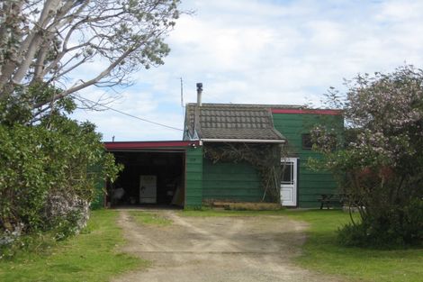 Photo of property in 139 Kahukura Avenue, Waitarere Beach, Levin, 5510