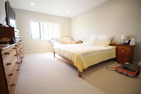 Photo of property in 13 Paso Fino Crescent, Karaka, Papakura, 2113