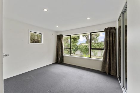 Photo of property in 18 Malta Crescent, South New Brighton, Christchurch, 8062