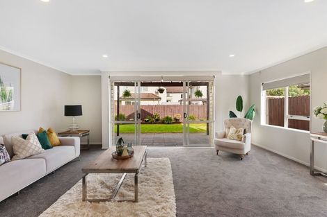 Photo of property in 2 Calumet Way, Takanini, 2112