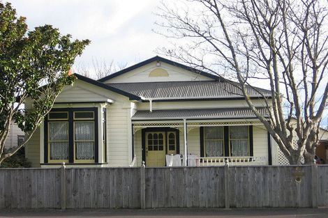 Photo of property in 46 Fitzroy Street, Terrace End, Palmerston North, 4410
