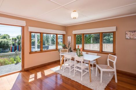 Photo of property in 23 Kaka Road, Raumati Beach, Paraparaumu, 5032