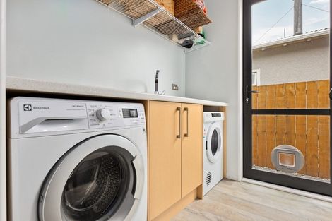 Photo of property in 188 Travis Road, New Brighton, Christchurch, 8083