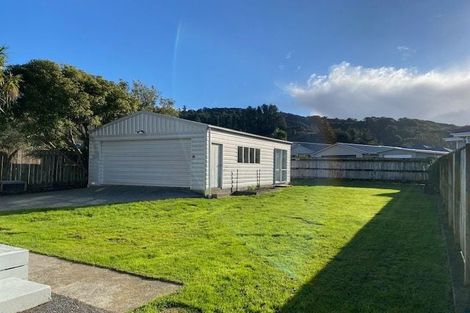 Photo of property in 14 Stanley Street, Wainuiomata, Lower Hutt, 5014