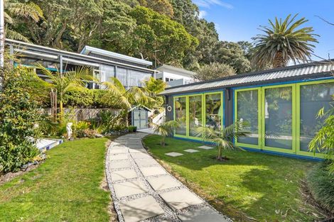 Photo of property in 102 Pohutukawa Avenue, Ohope, 3121
