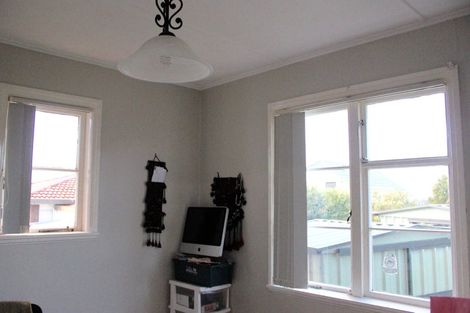 Photo of property in 110 Astley Avenue, New Lynn, Auckland, 0600