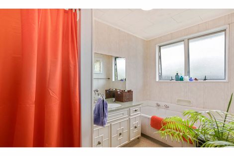 Photo of property in 1/156 Knights Road, Hutt Central, Lower Hutt, 5011