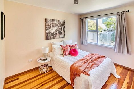 Photo of property in 10 Monowai Road, Johnsonville, Wellington, 6037