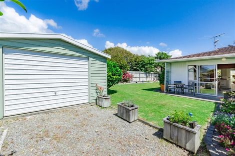 Photo of property in 7a Belvedere Avenue, Waikanae, 5036