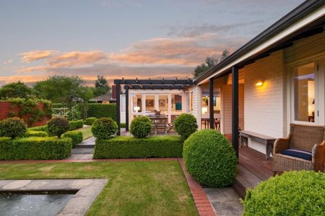 Photo of property in 15 Wadeley Road, Ilam, Christchurch, 8041