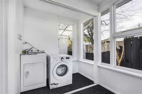 Photo of property in 15 Roa Road, Fendalton, Christchurch, 8041