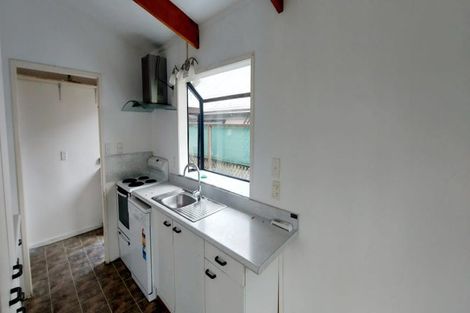 Photo of property in 1/166 Nile Road, Milford, Auckland, 0620